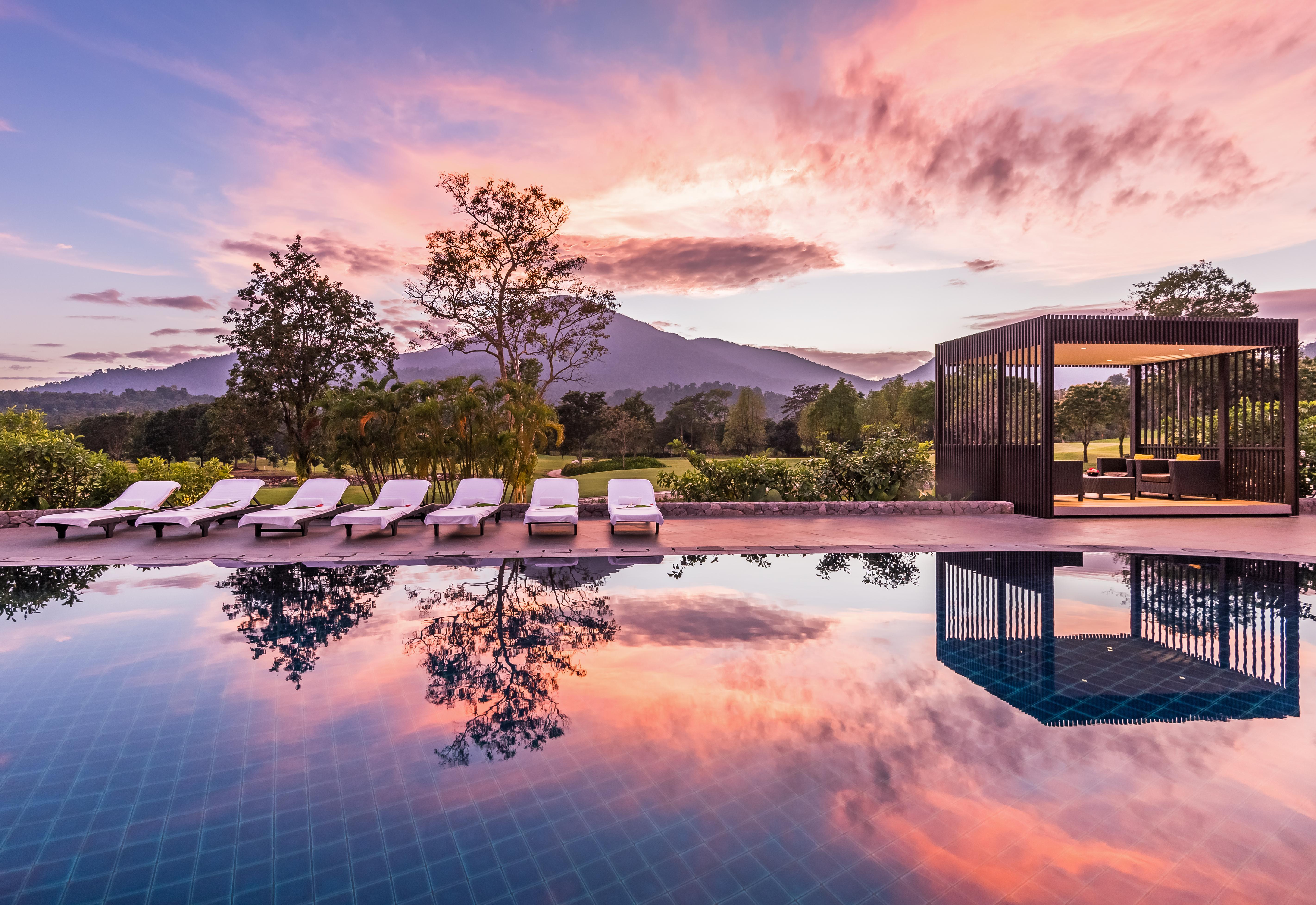 Chatrium Golf Resort Soi Dao Chanthaburi Ban Thap Sai Exteriör bild